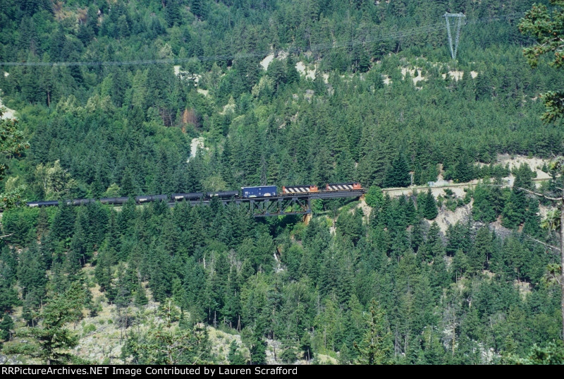 CN 5267 E/B 